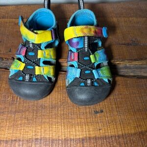 Keen Newport Rainbow Tie Dye closed toe sandals toddler size 7 washable